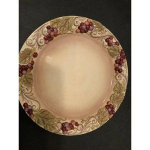 Grasslands Road Plate Light Brown With Berries Div